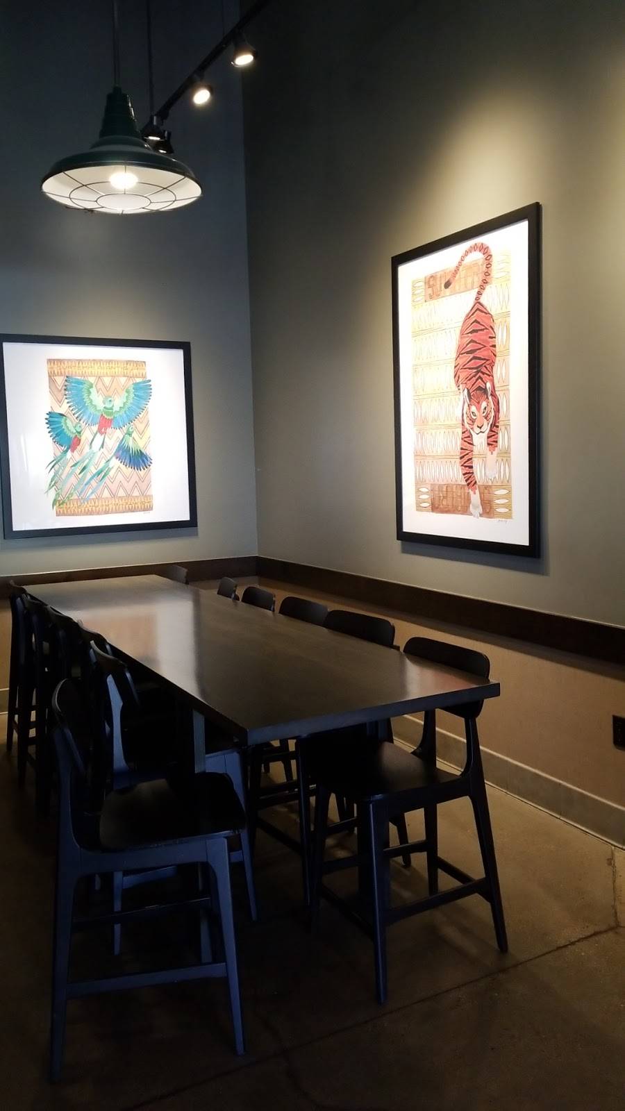 Starbucks | cafe | 14880 Dale Evans Pkwy #900, Apple Valley, CA 92307, USA | 7602409527 OR +1 760-240-9527