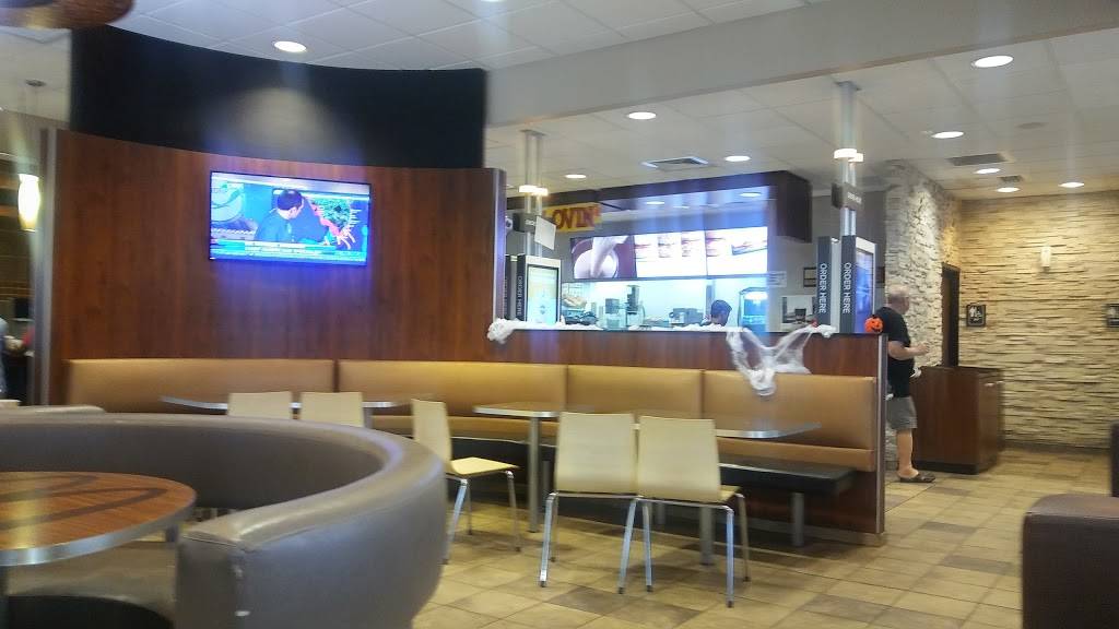 McDonalds | cafe | 5835 Hollywood Blvd, Hollywood, FL 33021, USA | 9549814121 OR +1 954-981-4121