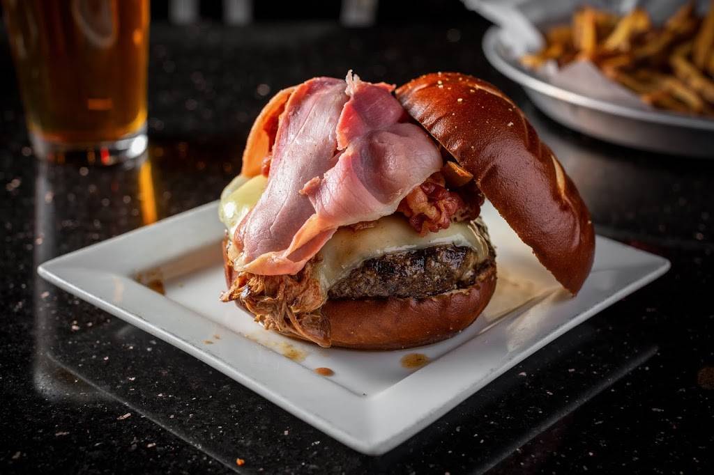 Lockdown Bar & Grill | restaurant | 1024 N Western Ave, Chicago, IL 60622, USA | 7734515625 OR +1 773-451-5625