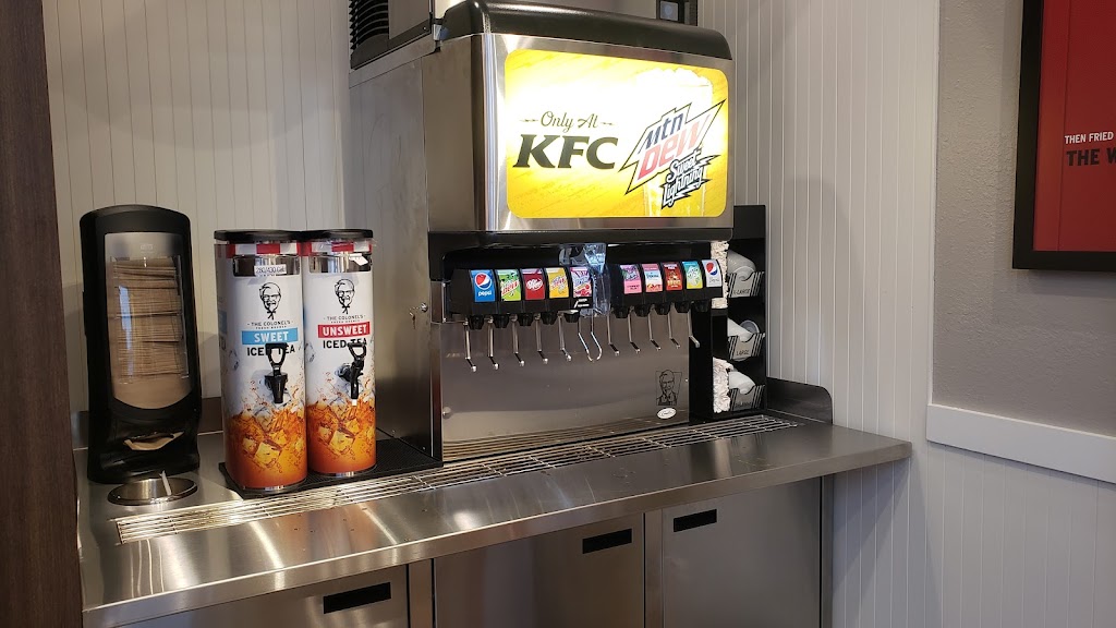 KFC | restaurant | 2234 Elmwood Ave, Buffalo, NY 14216, USA | 7164270284 OR +1 716-427-0284