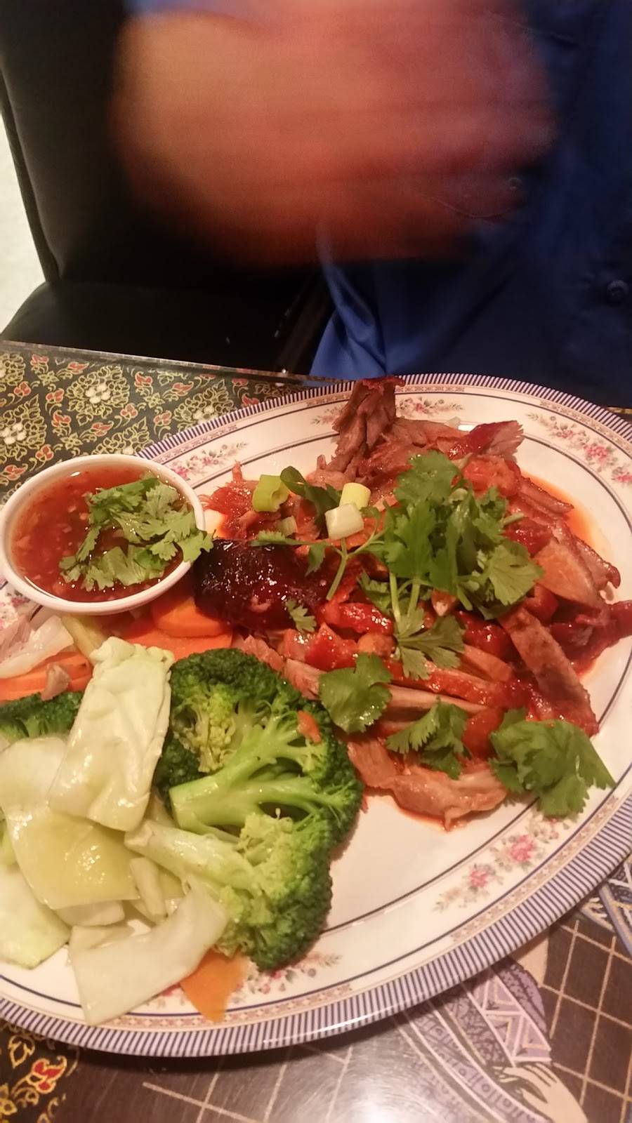 City Corner 2 | restaurant | 3005 Plantation Rd NE, Roanoke, VA 24012, USA | 5403620570 OR +1 540-362-0570