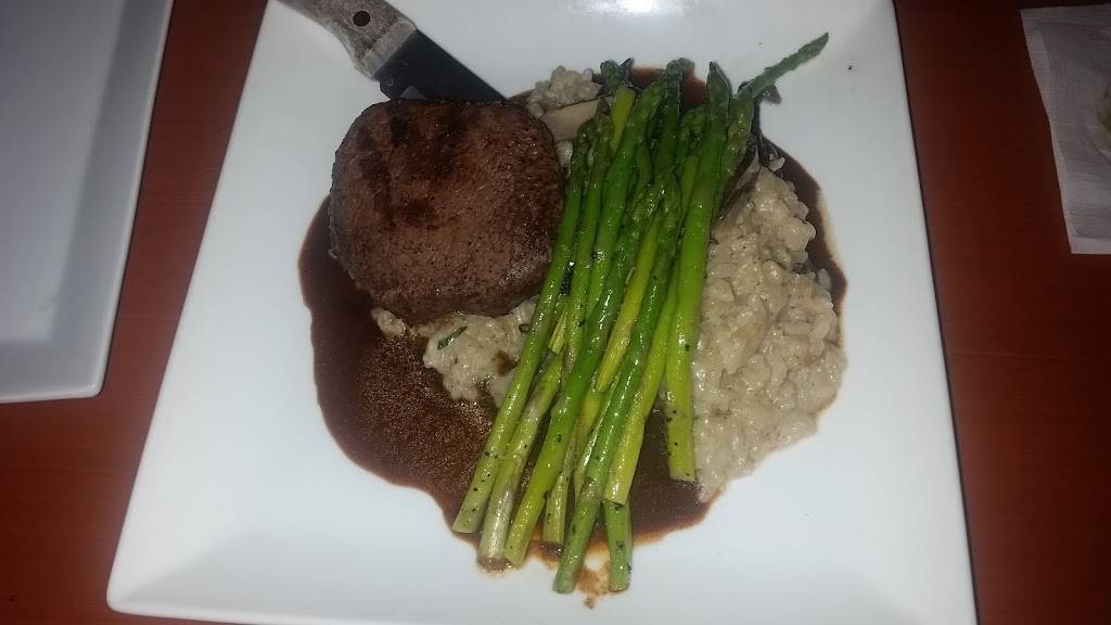 Tap & Vine | restaurant | 171 Quinnipiac St, Wallingford, CT 06492, USA | 2037740660 OR +1 203-774-0660