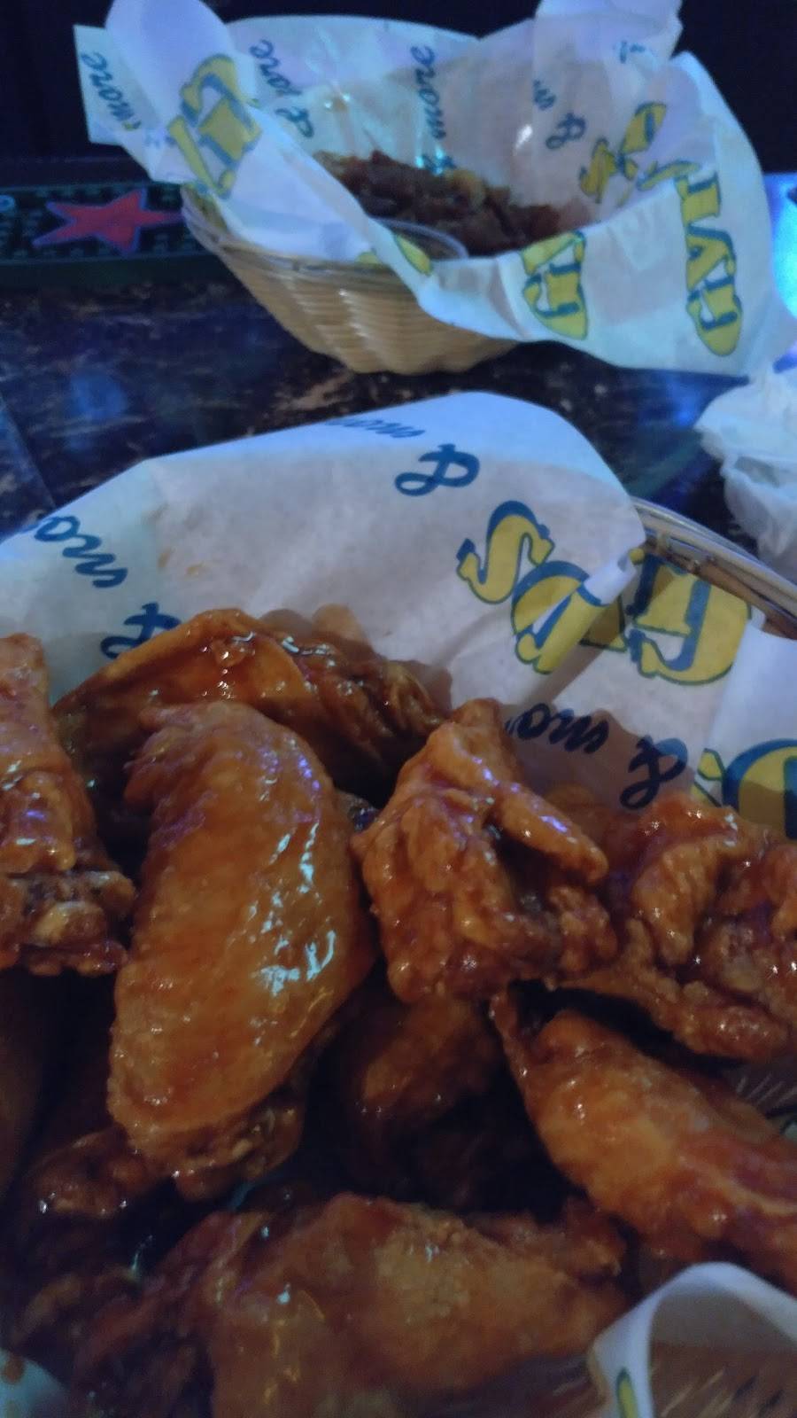 Good Time Charly Bar & Grill | restaurant | 4715 Tecumseh Rd E, Windsor, ON N8R 1A1, Canada | 5199480600 OR +1 519-948-0600