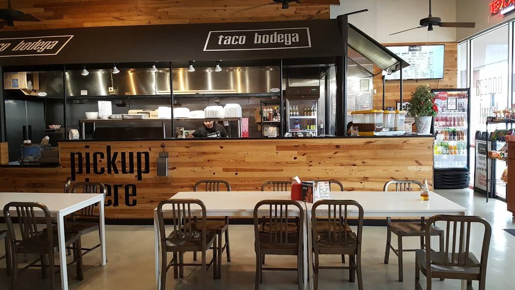 Trompo Taqueria & Burgers | restaurant | 2334 W Buckingham Rd #370, Garland, TX 75042, USA | 4699310786 OR +1 469-931-0786