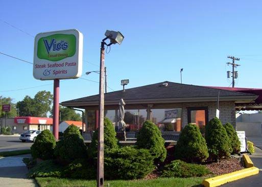 Vics Casual Dining | restaurant | 13499 Dix Toledo Rd, Southgate, MI 48195, USA | 7342465900 OR +1 734-246-5900