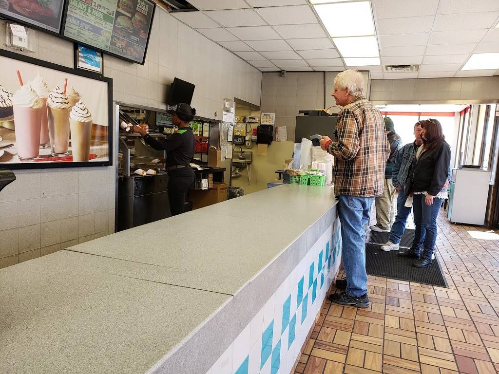 Burger King | restaurant | 30 S Chapel St, Newark, DE 19711, USA | 3023685346 OR +1 302-368-5346