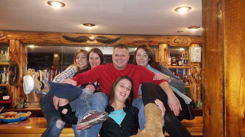 The View Saloon | restaurant | 2923 Hancock Hwy, Equinunk, PA 18417, USA | 5702248439 OR +1 570-224-8439