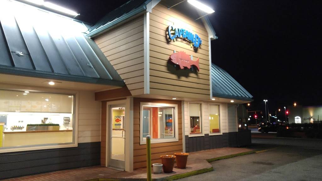 Captain Ds | restaurant | 116 E 21st St, Norfolk, VA 23517, USA | 7576256074 OR +1 757-625-6074