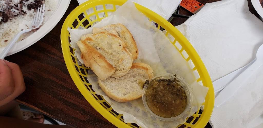 Maggies Place Latin Cafe | restaurant | 132 SE Hernando Ave, Lake City, FL 32025, USA | 3864875194 OR +1 386-487-5194