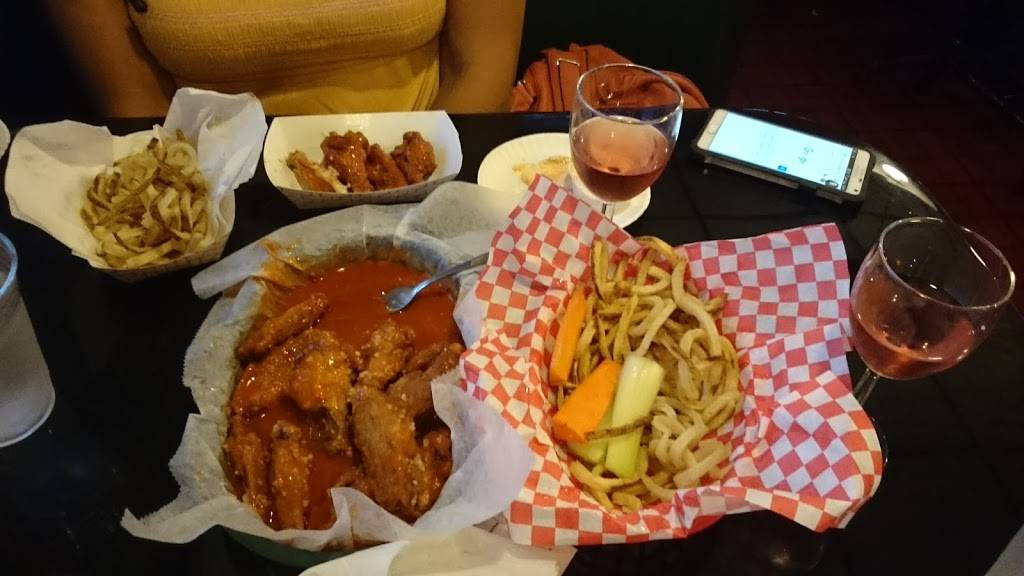 Wings N Things | meal takeaway | 150 SW 6th St, Pompano Beach, FL 33060, USA | 9547819464 OR +1 954-781-9464