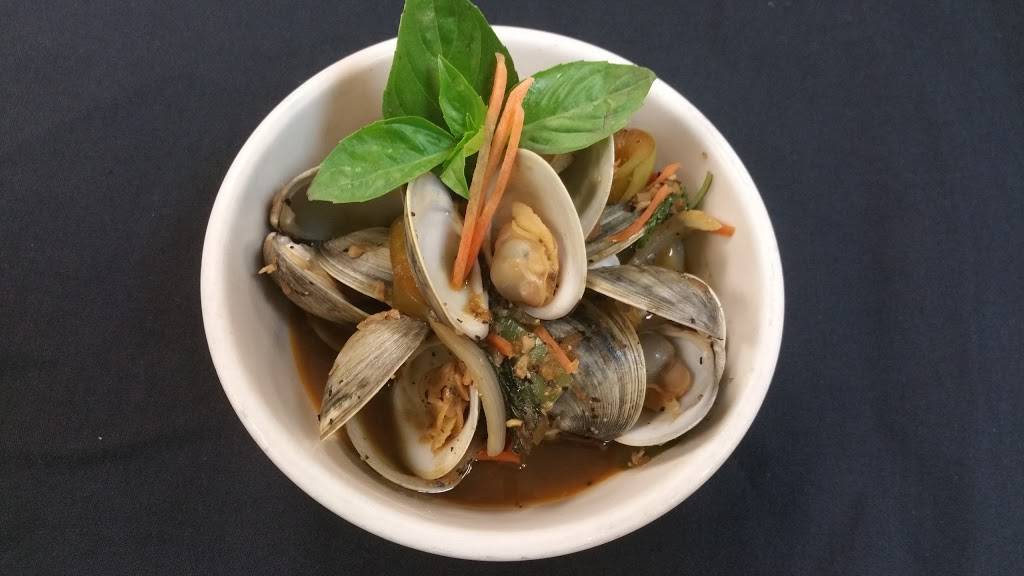 Big Thai Restaurant | restaurant | Shopping Center, 1319 Military Cutoff Rd, Wilmington, NC 28405, USA | 9102566588 OR +1 910-256-6588