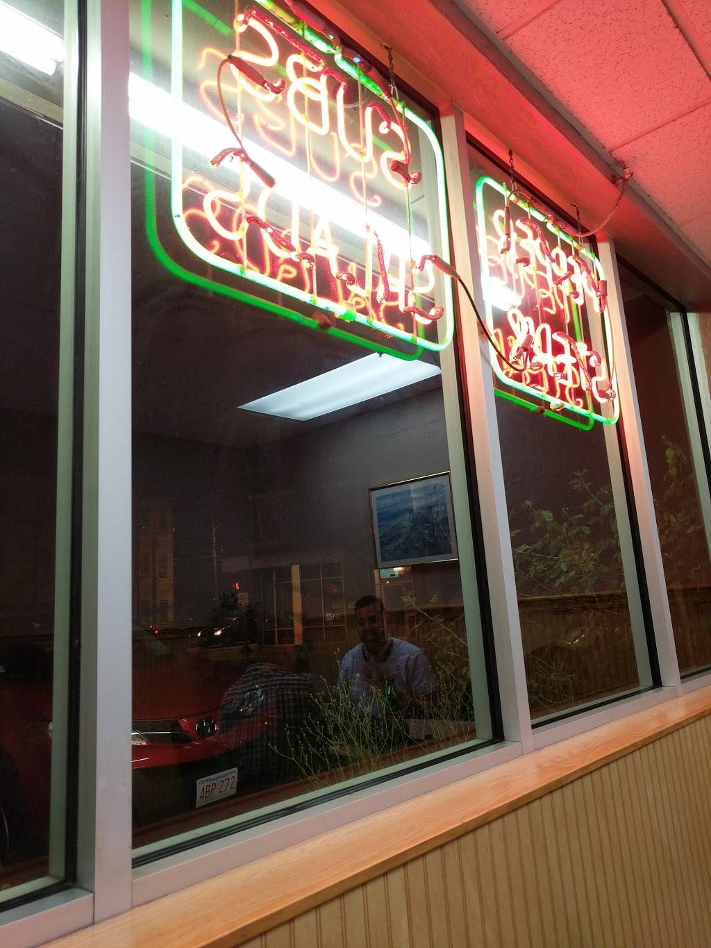 Peters Super Beef | restaurant | 1485 N Shore Rd, Revere, MA 02151, USA | 7812865610 OR +1 781-286-5610