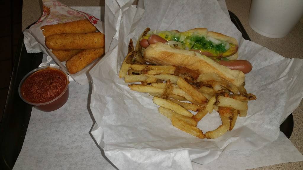 Ginas Hot Dogs & Italian Beef | restaurant | 1222 E Irving Park Rd, Bensenville, IL 60106, USA | 6307661841 OR +1 630-766-1841