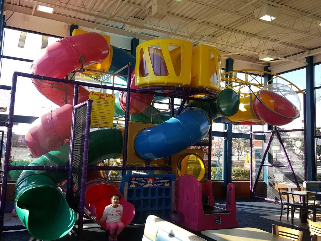 McDonalds | cafe | 7800 W, IN-66, Newburgh, IN 47630, USA | 8128536378 OR +1 812-853-6378