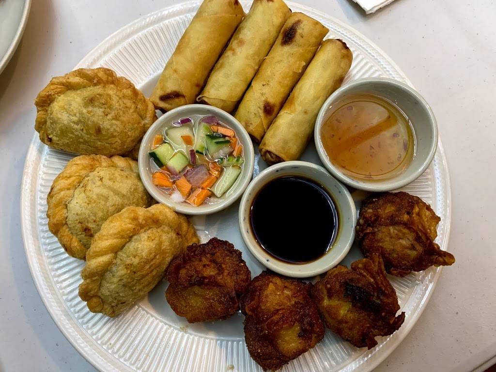 KhanTong Thai Kitchen | restaurant | 57-17 Roosevelt Ave, Queens, NY 11377, USA | 7185249437 OR +1 718-524-9437