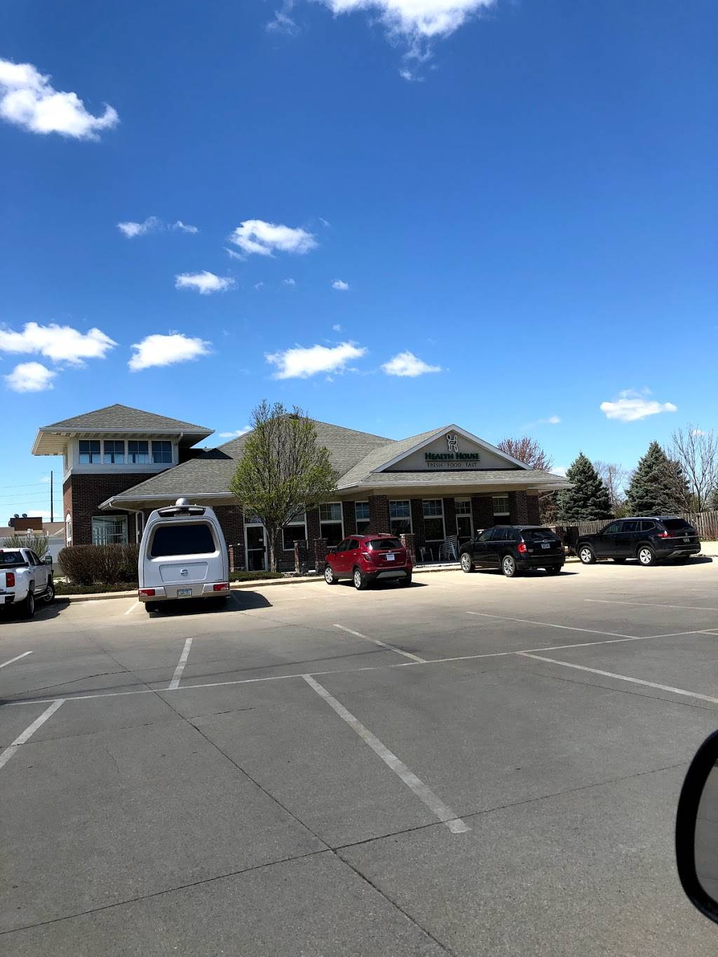 The Health House | restaurant | 8481 Birchwood Ct, Johnston, IA 50131, USA | 5154109699 OR +1 515-410-9699