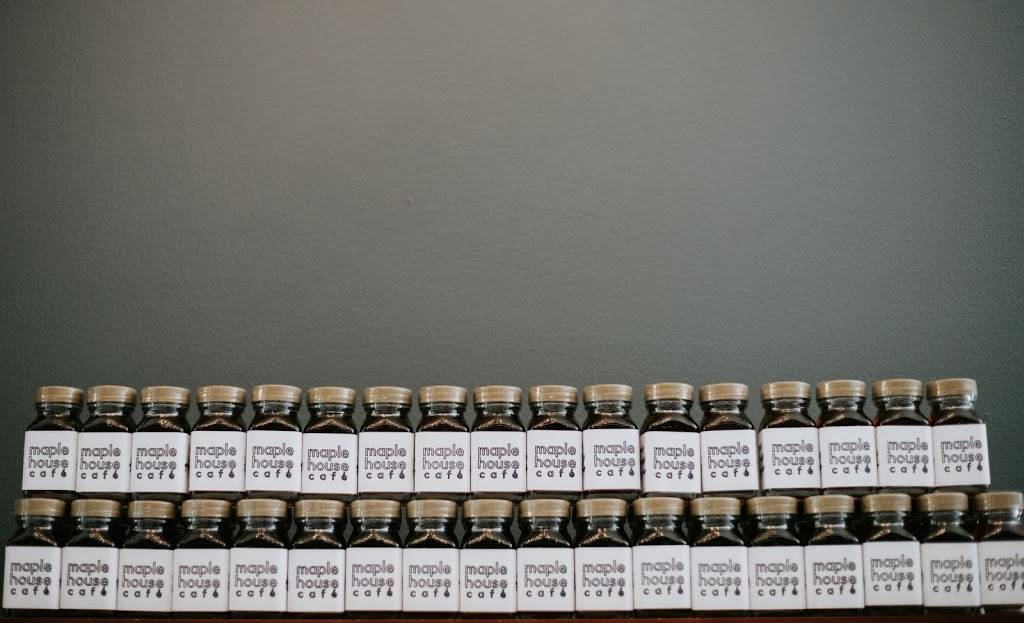 Maple House Cafe | restaurant | 11400 Lincoln Hwy, Mokena, IL 60448, USA | 8154640533 OR +1 815-464-0533