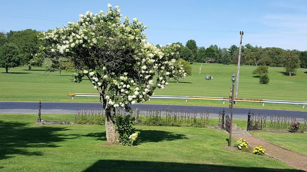 Mound Grove Golf Course | restaurant | 10760 Donation Rd, Waterford, PA 16441, USA | 8147962767 OR +1 814-796-2767