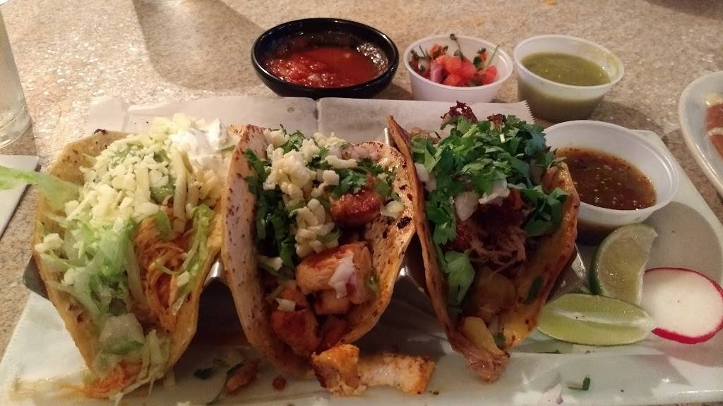 La Fiesta | restaurant | 15 Park Ave # 7, Clifton Park, NY 12065, USA | 5182802657 OR +1 518-280-2657