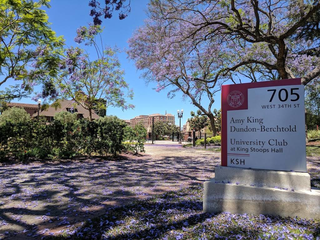 Amy King Dundon-Berchtold University Club of USC | restaurant | 705 W 34th St, Los Angeles, CA 90089, USA | 2137402030 OR +1 213-740-2030