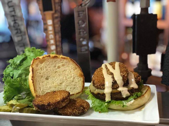 Remingtons Gastropub | restaurant | 102 S 3rd St, Malta, IL 60150, USA | 8158252794 OR +1 815-825-2794