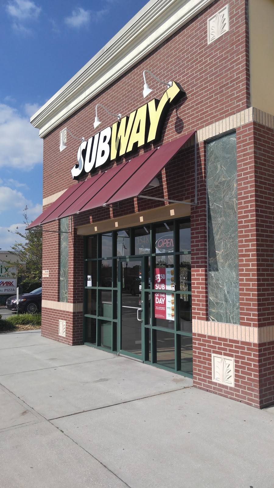 Subway | restaurant | 3548 Avalon Park E Blvd #2, Orlando, FL 32820, USA | 4073826218 OR +1 407-382-6218