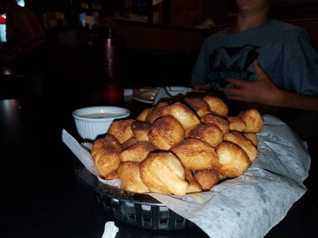 Oties | restaurant | 229 S State Rd, Otisville, MI 48463, USA | 8106314515 OR +1 810-631-4515