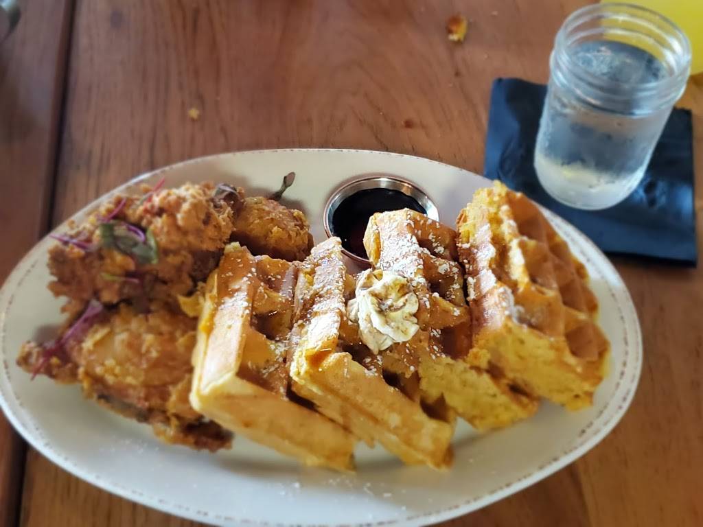 Ms. Iceys Kitchen & Bar | restaurant | 1371 Clairmont Rd, Decatur, GA 30033, USA | 4049637871 OR +1 404-963-7871