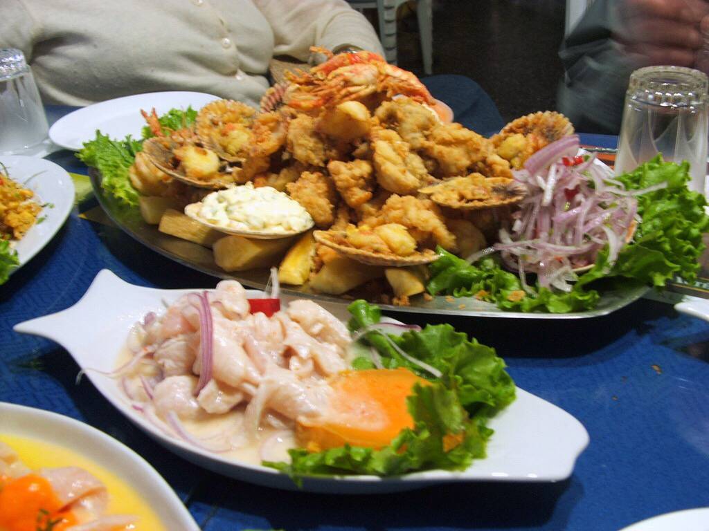 El Incomparable Peruvian Cuisine | restaurant | 19315 Saticoy St Unit H, Reseda, CA 91335, USA | 8185857506 OR +1 818-585-7506