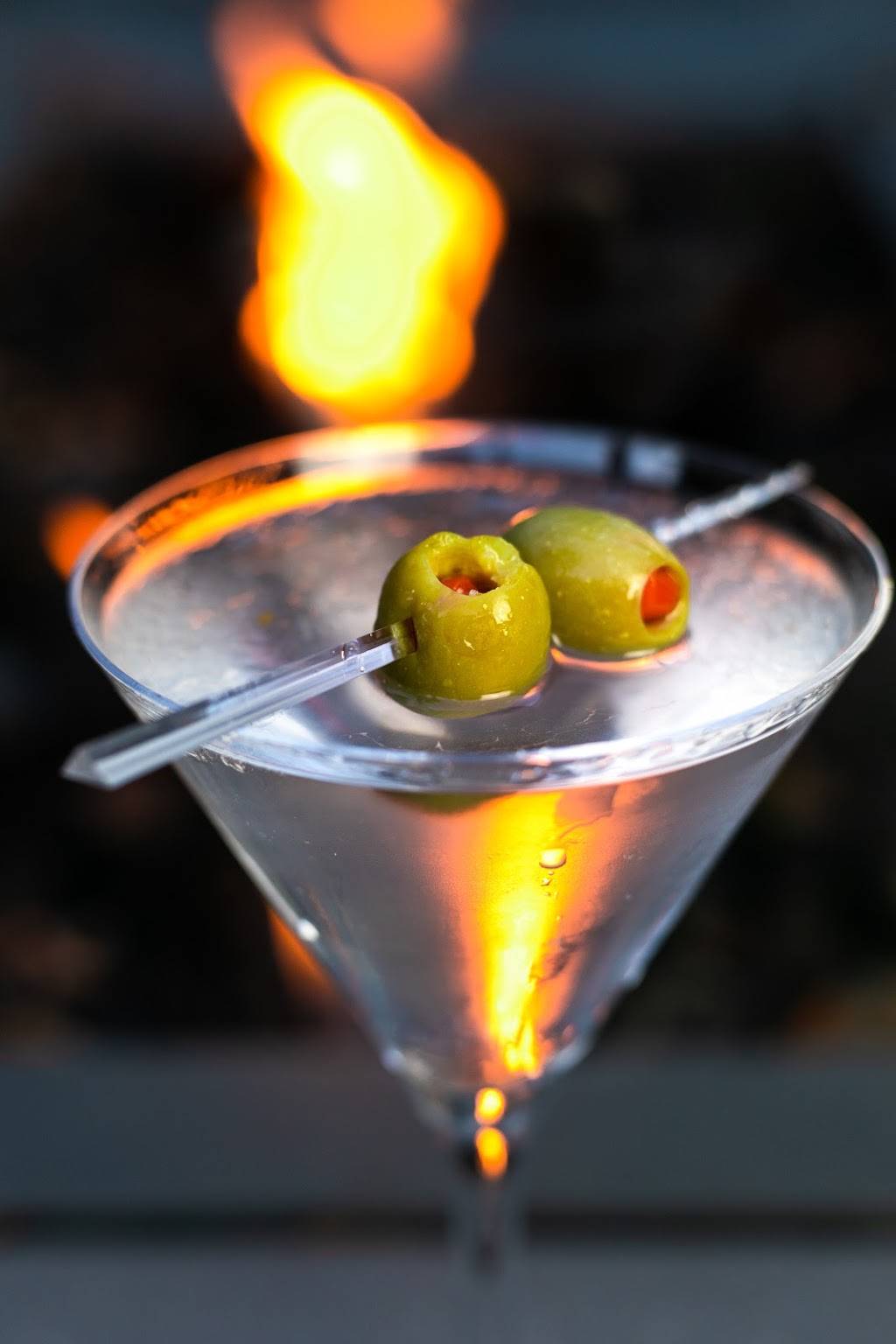 Cafe Rule & Wine Bar | restaurant | 242 11th Ave NE, Hickory, NC 28601, USA | 8283242005 OR +1 828-324-2005