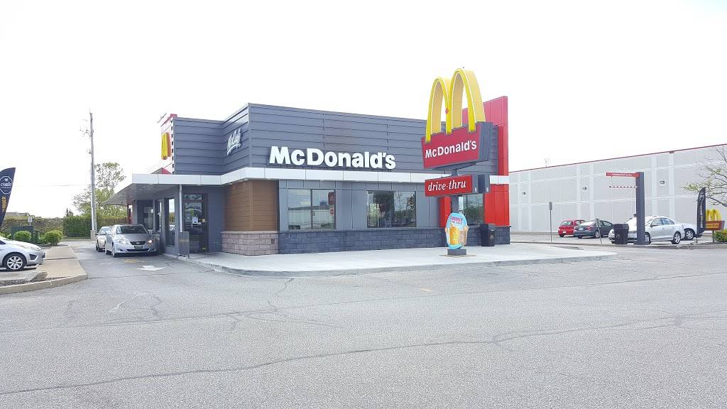 McDonalds | cafe | 3195 Howard Ave, Windsor, ON N8X 3Y9, Canada | 5199660131 OR +1 519-966-0131