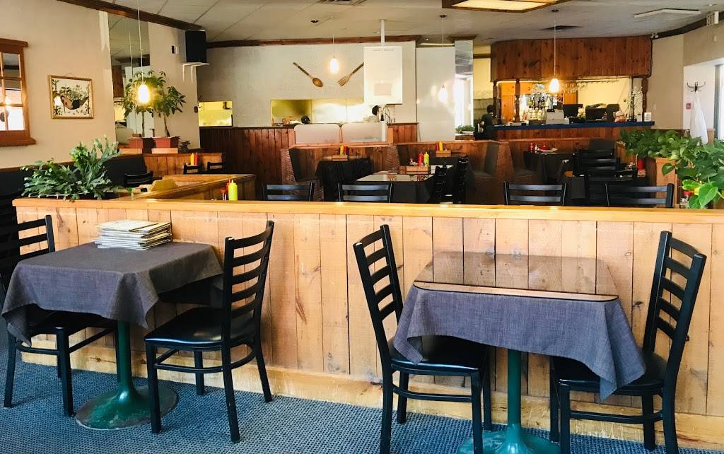 Mekong Restaurant | restaurant | 394 Princess St, Kingston, ON K7L 5N3, Canada | 6135495902 OR +1 613-549-5902