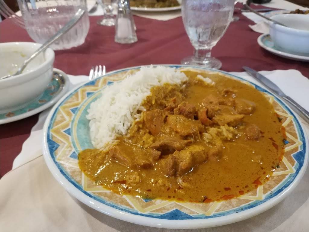 Vijays Indian Cuisine | restaurant | 380 Weber St W, Kitchener, ON N2H 4B3, Canada | 5197436060 OR +1 519-743-6060