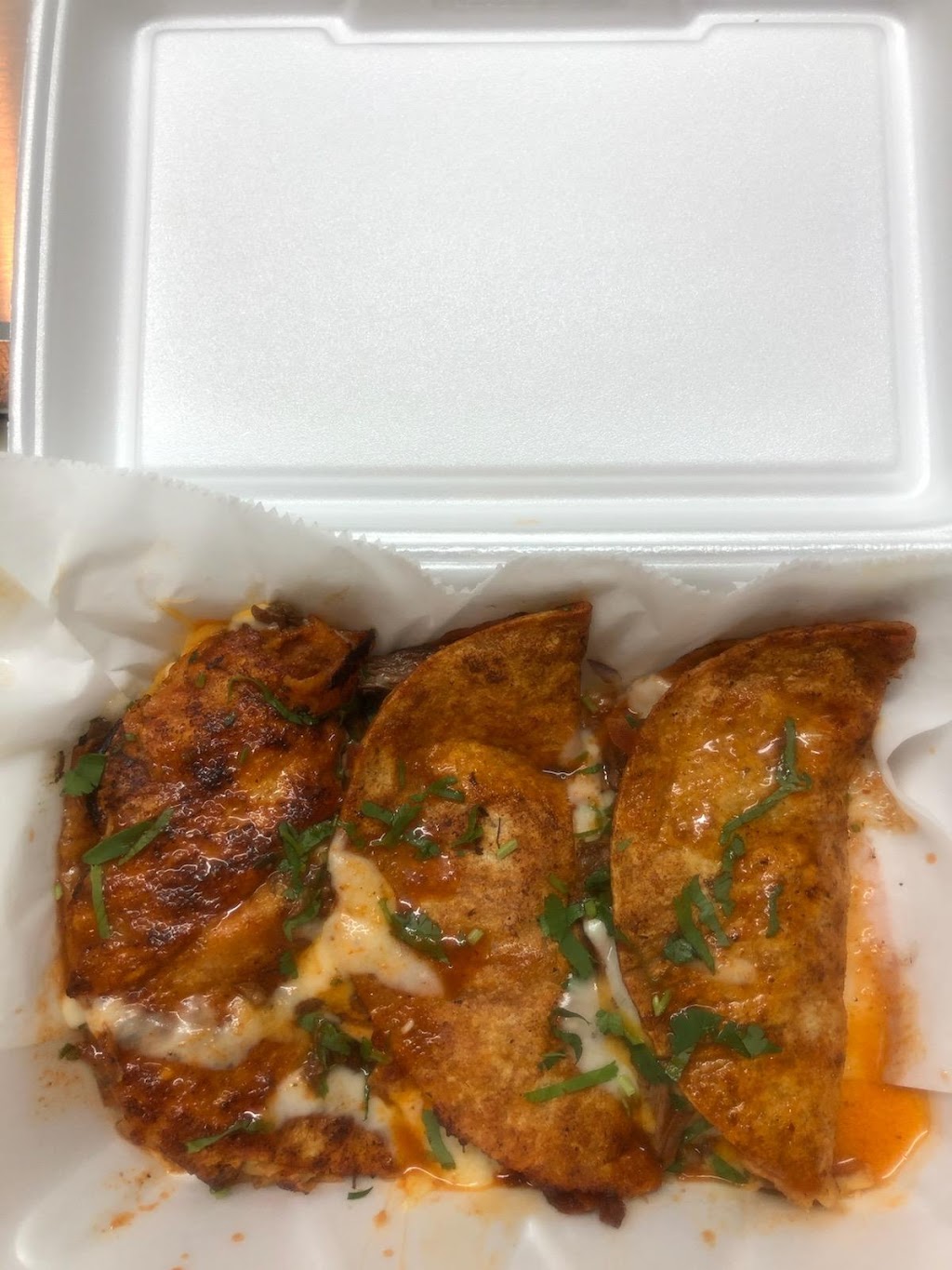 Taqueria Y Chimichangas Ashley | restaurant | 5330 W Lincoln Ave, West Allis, WI 53219, USA | 4145224472 OR +1 414-522-4472