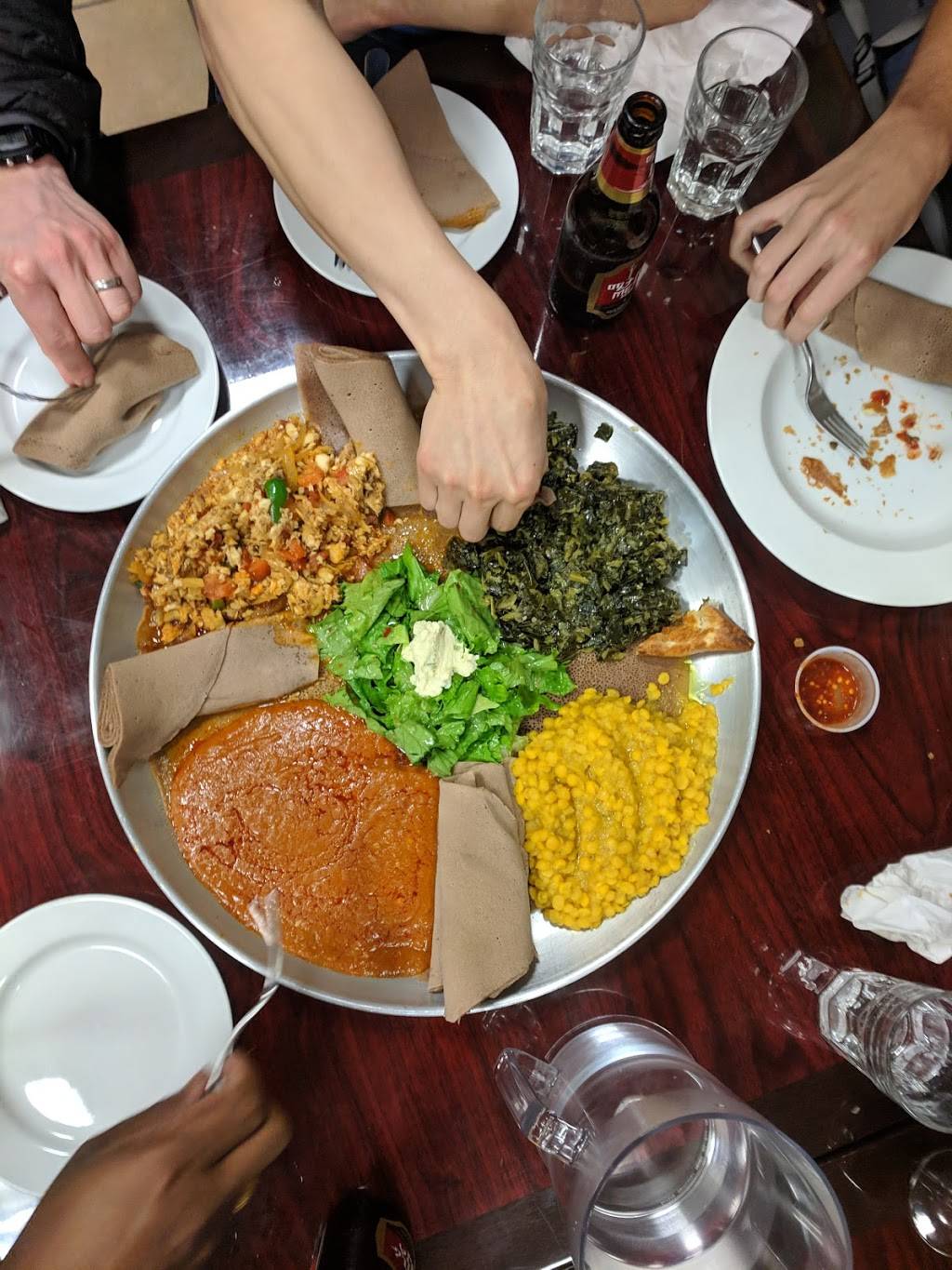 Blue Nile | restaurant | 160 14th St, Oakland, CA 94612, USA | 5102509609 OR +1 510-250-9609