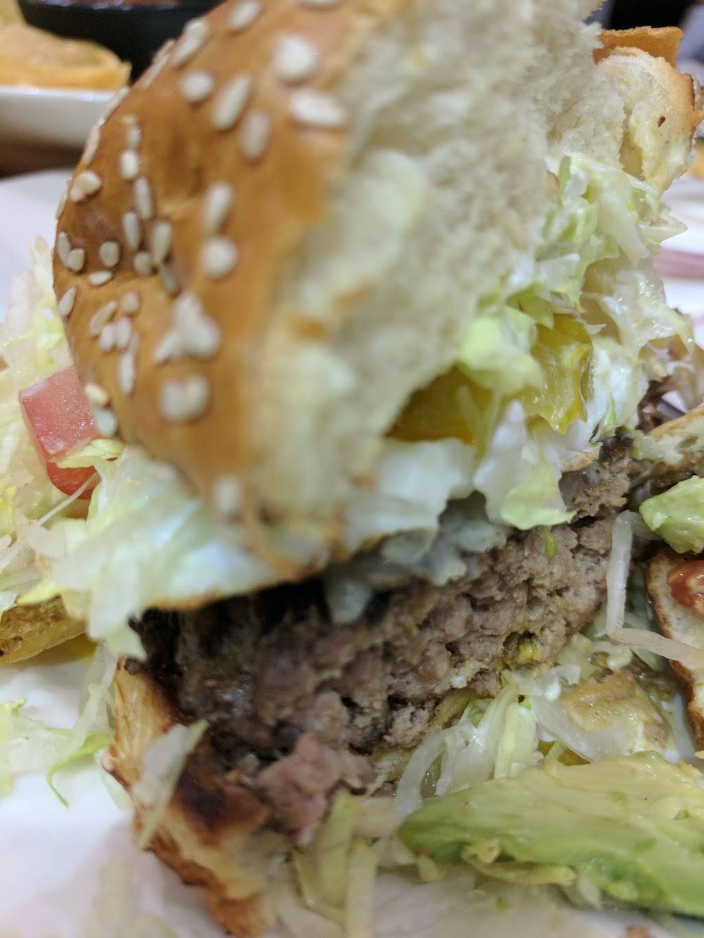 Hub 51 | restaurant | Terminal 5, 10000 West Ohare Avenue, Chicago, IL 60666, USA | 7738165265 OR +1 773-816-5265