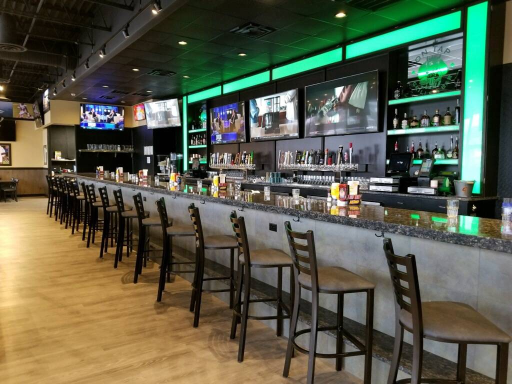 On Tap Cuyahoga Falls | restaurant | 3263 State Rd, Cuyahoga Falls, OH 44223, USA | 3309220464 OR +1 330-922-0464