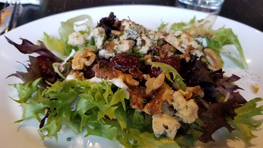 Brasserie Amie | restaurant | 160 E Front St, Traverse City, MI 49684, USA | 2317533161 OR +1 231-753-3161