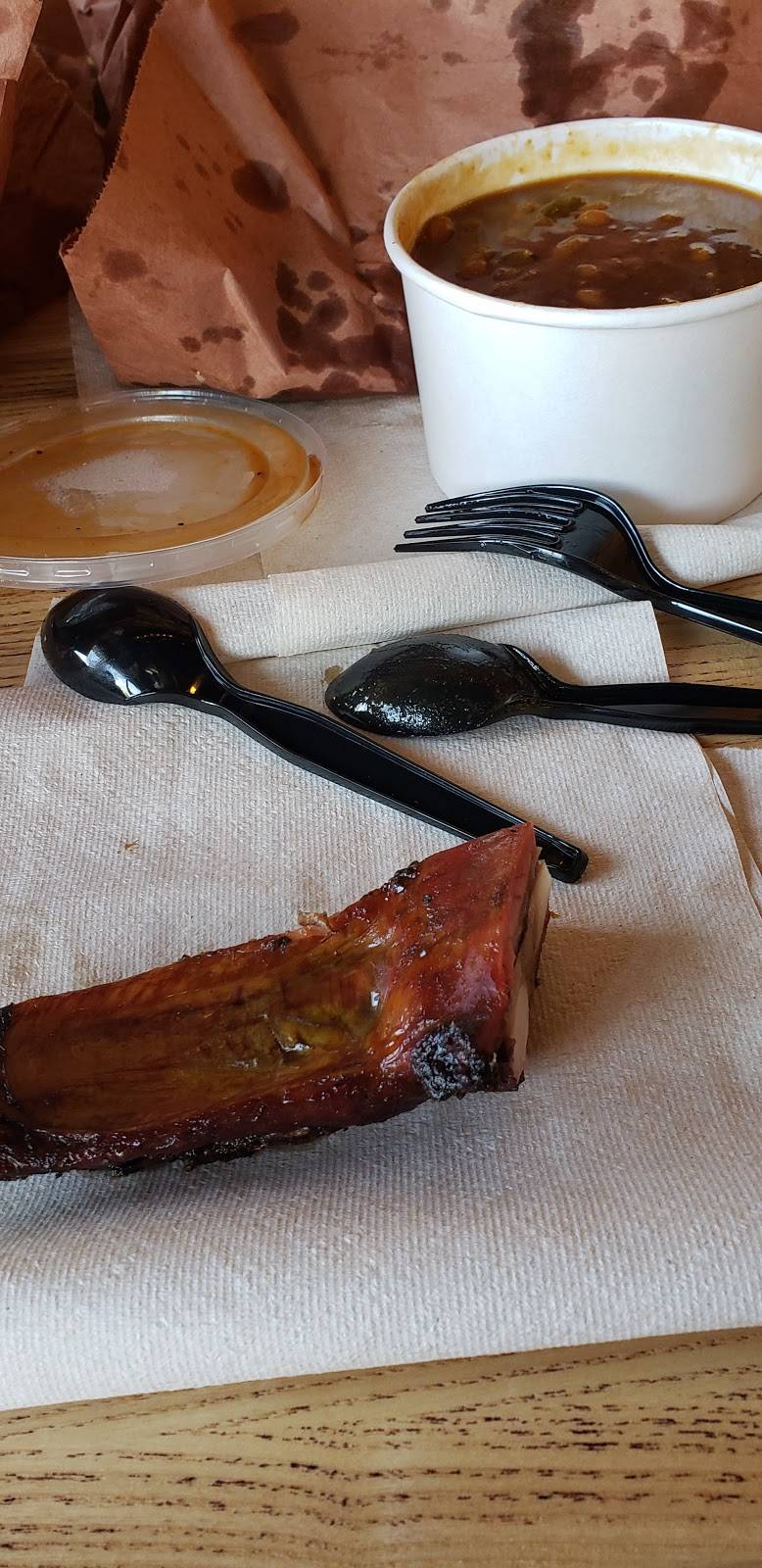 Blus Barbeque | restaurant | 17630 Preston Rd, Dallas, TX 75252, USA | 9723167478 OR +1 972-316-7478