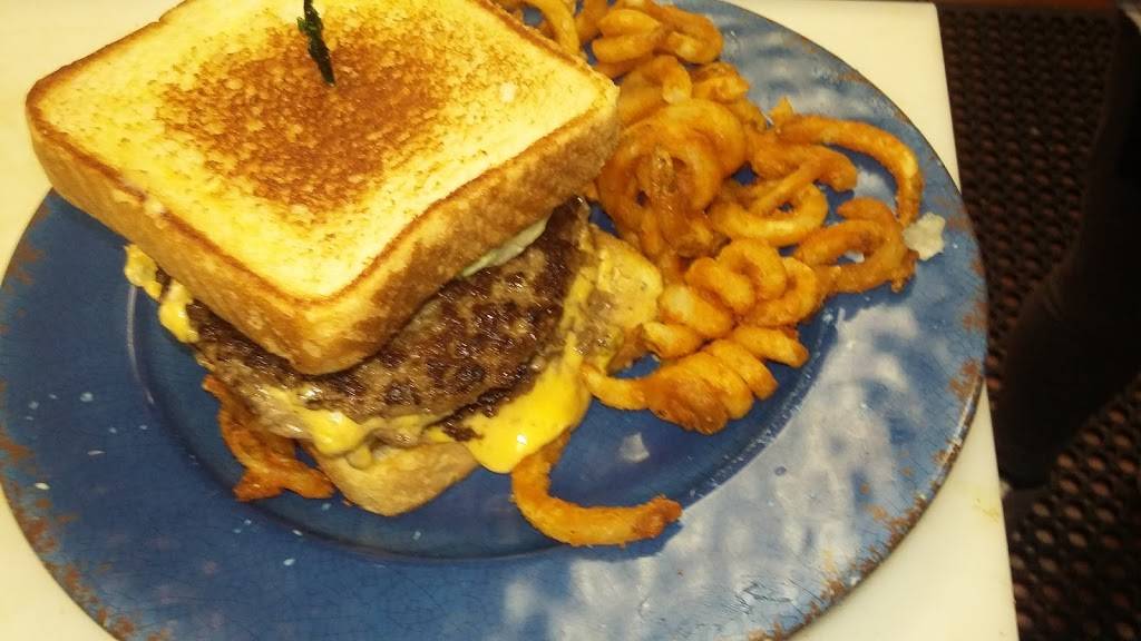 Willy Bills, Family Dining | restaurant | 411 US-61, New Madrid, MO 63869, USA | 5737484001 OR +1 573-748-4001