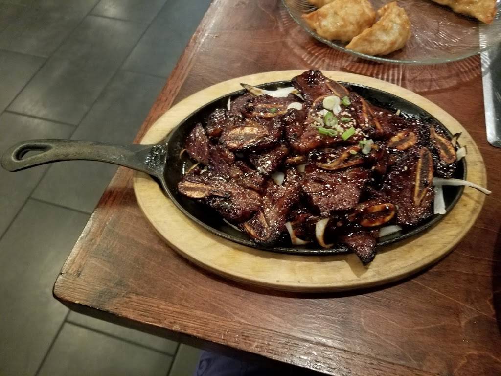 SaRiOne Grill | restaurant | 7525 W Hillsborough Ave, Town N Country, FL 33615, USA | 8136935076 OR +1 813-693-5076