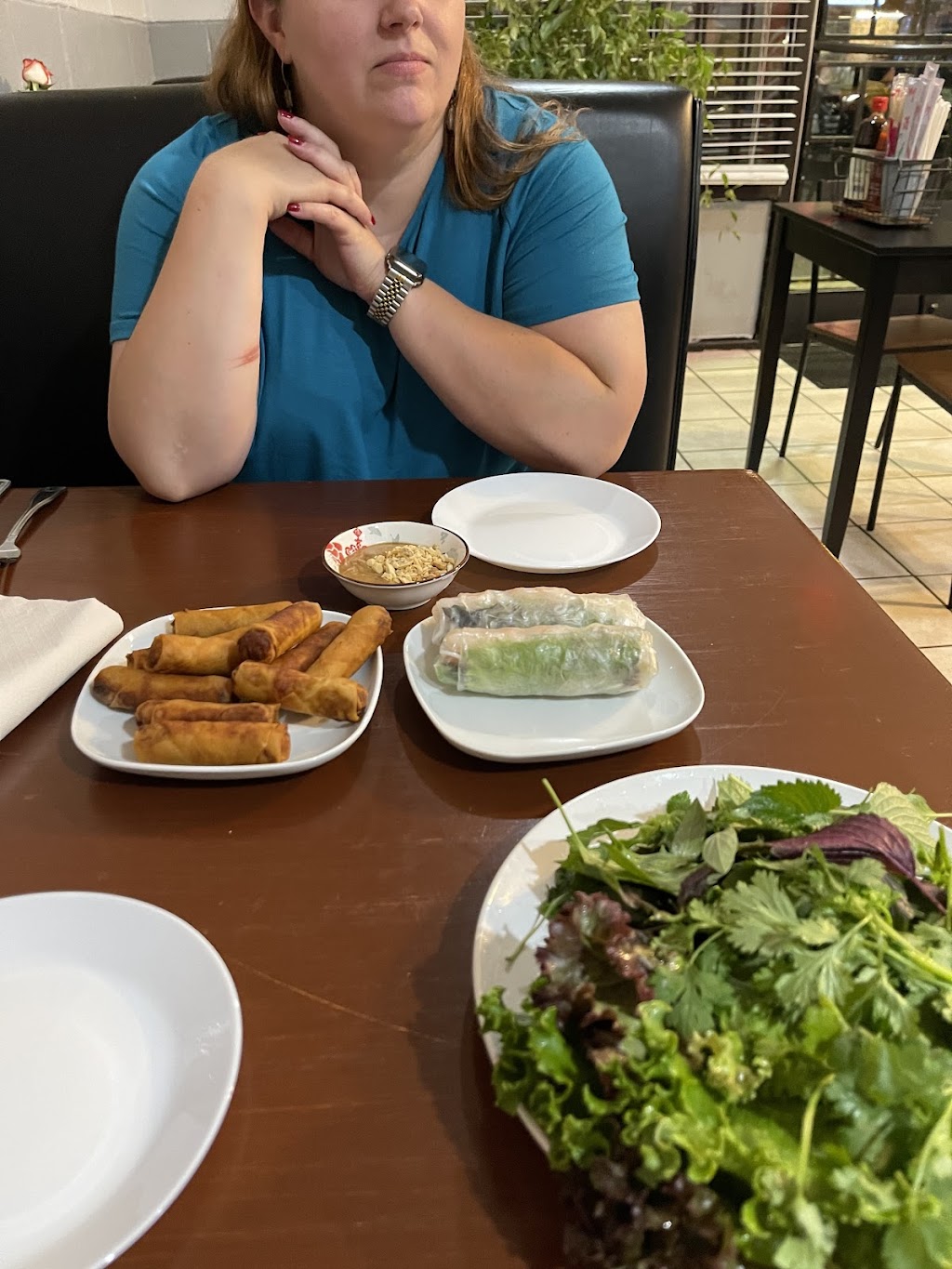 Tuyens Asian Bistro | restaurant | 288 N Cleveland St, Memphis, TN 38104, USA | 9015675008 OR +1 901-567-5008