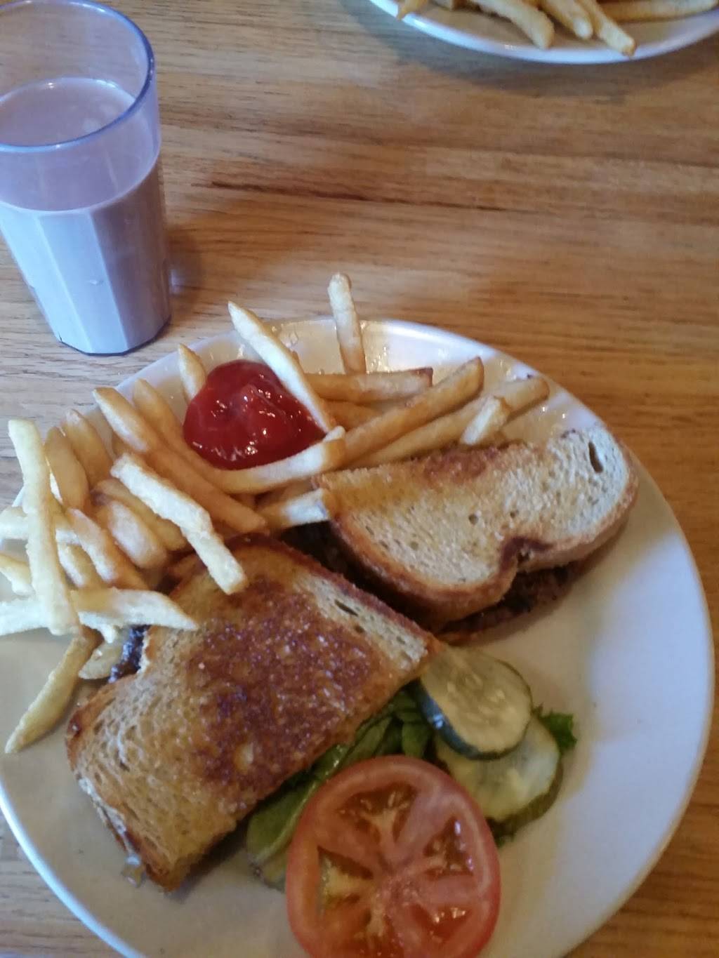 Roadside Bar & Grill | restaurant | N5575 WI-57, Plymouth, WI 53073, USA | 9208931770 OR +1 920-893-1770