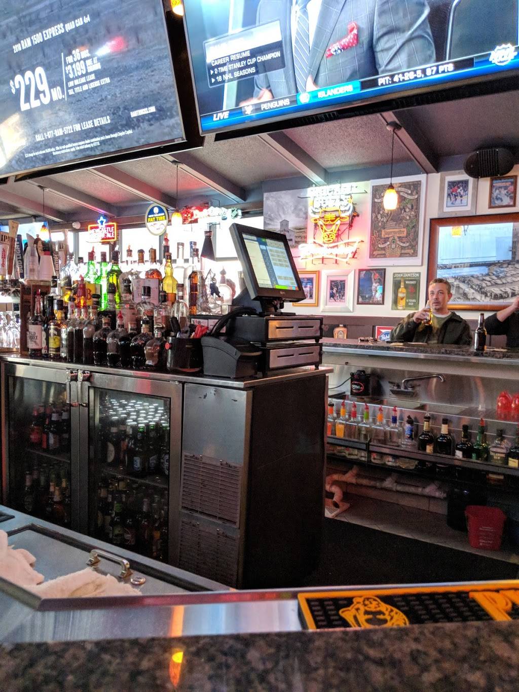 Bullpen Luxury Bar & Grill | restaurant | 1013 W Lincoln Hwy, Schererville, IN 46375, USA | 2193228383 OR +1 219-322-8383