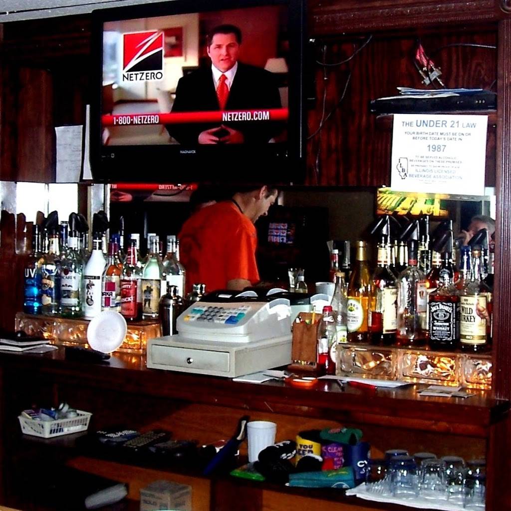 Franks Sundown & Corner Kitchen | restaurant | 130 Old U.S. 50 E, Beckemeyer, IL 62219, USA | 6182278251 OR +1 618-227-8251