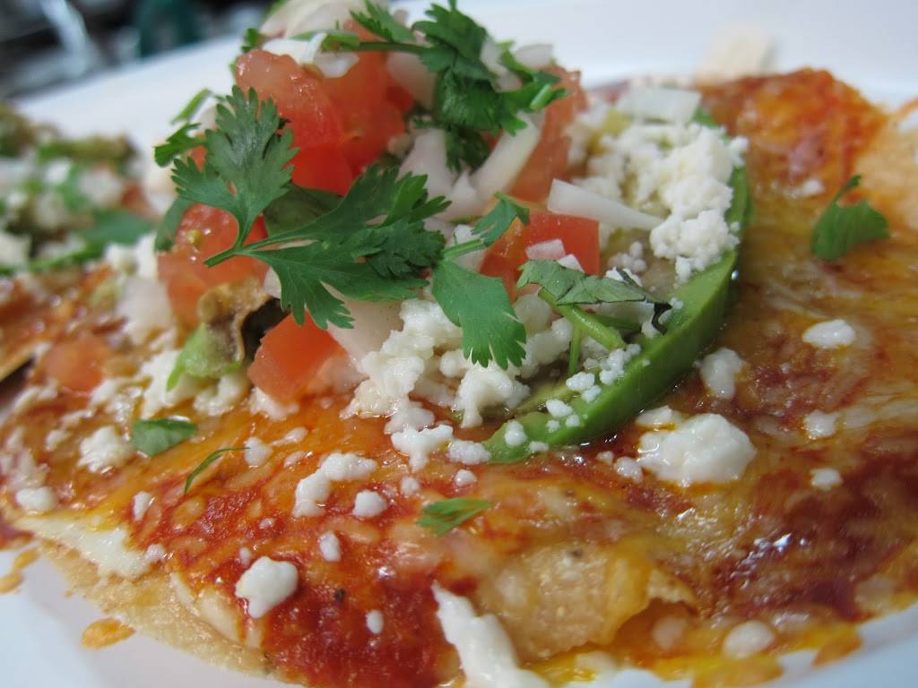 Pura Vida Mexican Cafe | restaurant | 238 W Carson St, Carson, CA 90745, USA | 4243640533 OR +1 424-364-0533