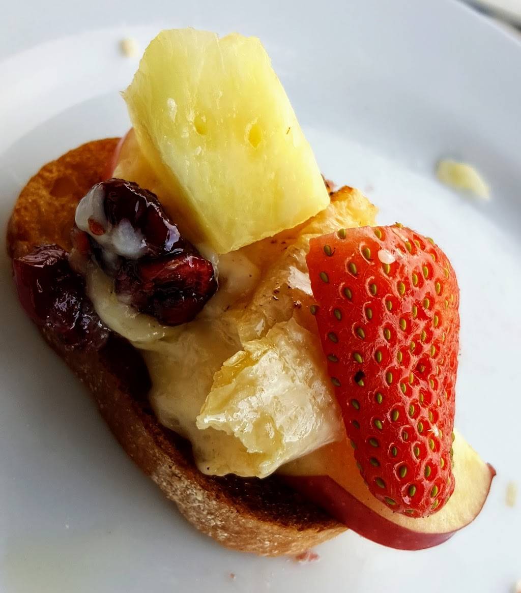 JD Allisons Bar and Grill | restaurant | 291 N 2nd Ave, Upland, CA 91786, USA | 9099824469 OR +1 909-982-4469