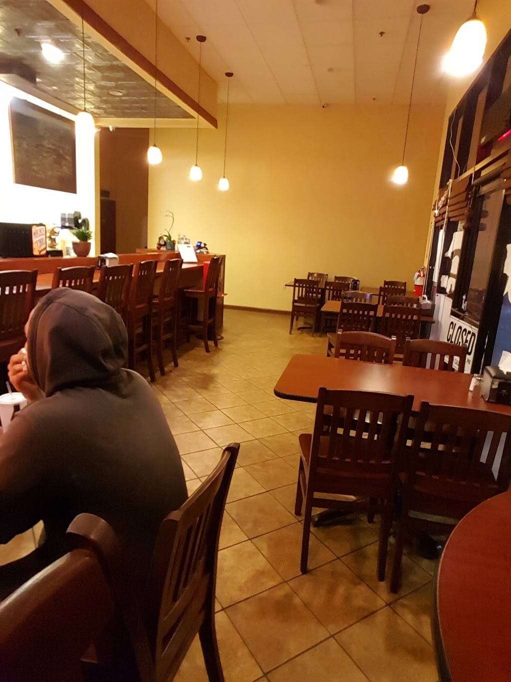 Town Burgers | restaurant | 16 El Camino Real B, Greenfield, CA 93927, USA | 8316745786 OR +1 831-674-5786