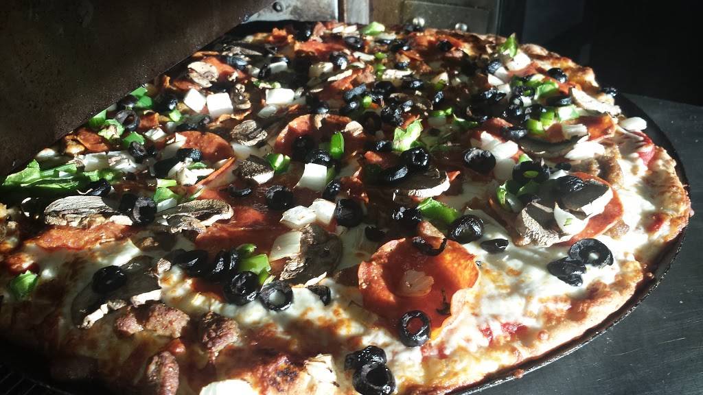 Danas 312 Bar and Grill | restaurant | 6505 Texaco Dr, Eau Claire, WI 54703, USA | 7158745954 OR +1 715-874-5954