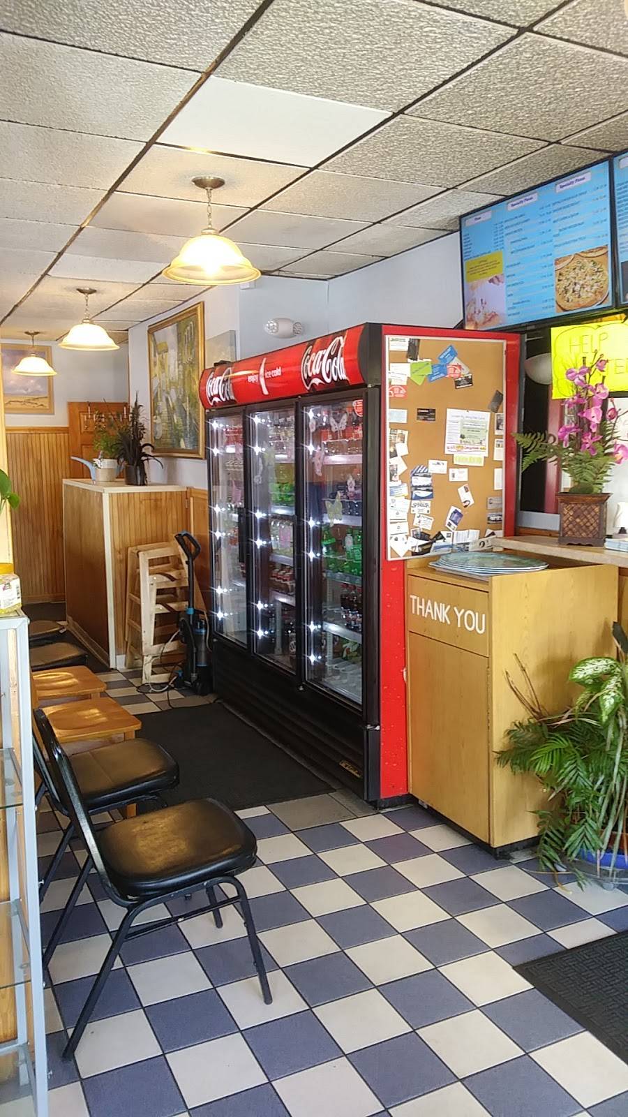 Blue House Family Pizza | meal takeaway | 3 Hampshire St, Salem, NH 03079, USA | 6038901131 OR +1 603-890-1131